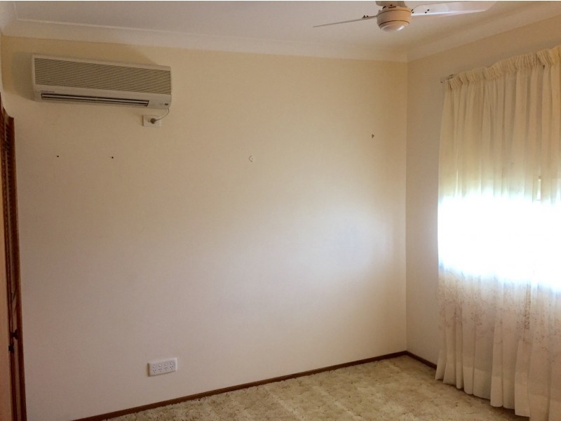 16 Maitland Ave, Sunshine NSW 2264