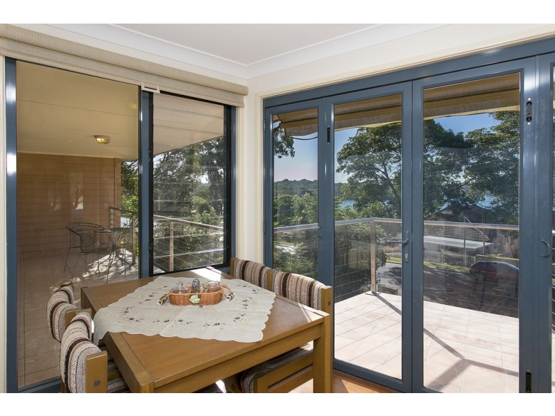 8 Alexander Parade, Arcadia Vale NSW 2283