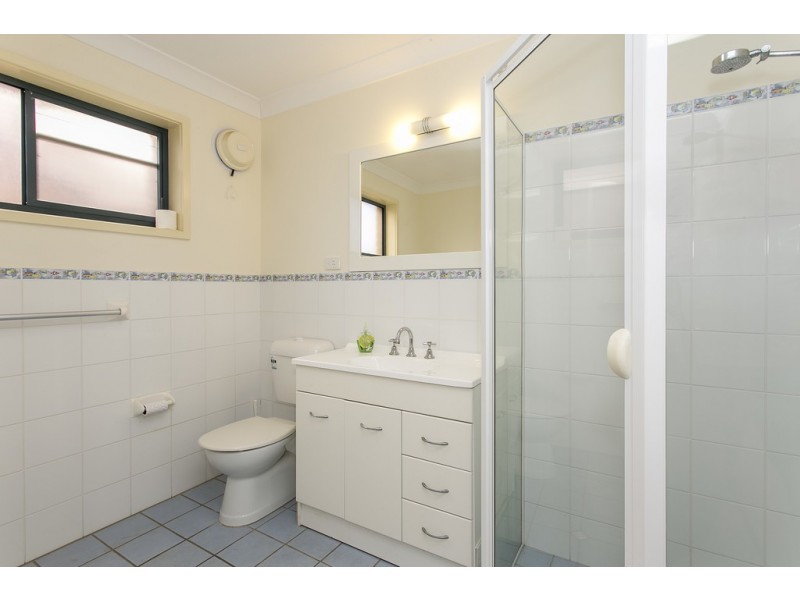 8 Alexander Parade, Arcadia Vale NSW 2283