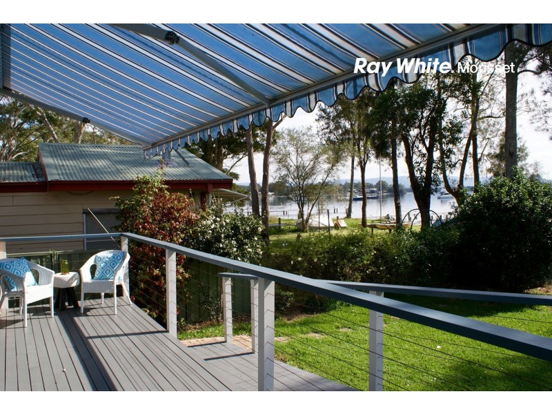103 Grand Pde, Bonnells Bay NSW 2264