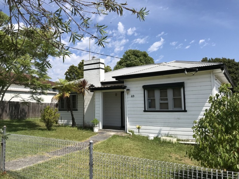 69 Yambo Street, Morisset NSW 2264