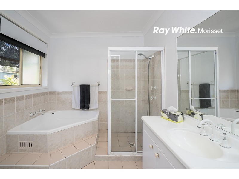 106 Dandaraga Road, Brightwaters NSW 2264