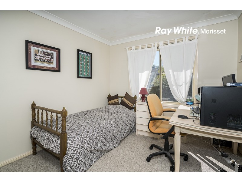 7 Churchill Crescent, Windermere Park NSW 2264