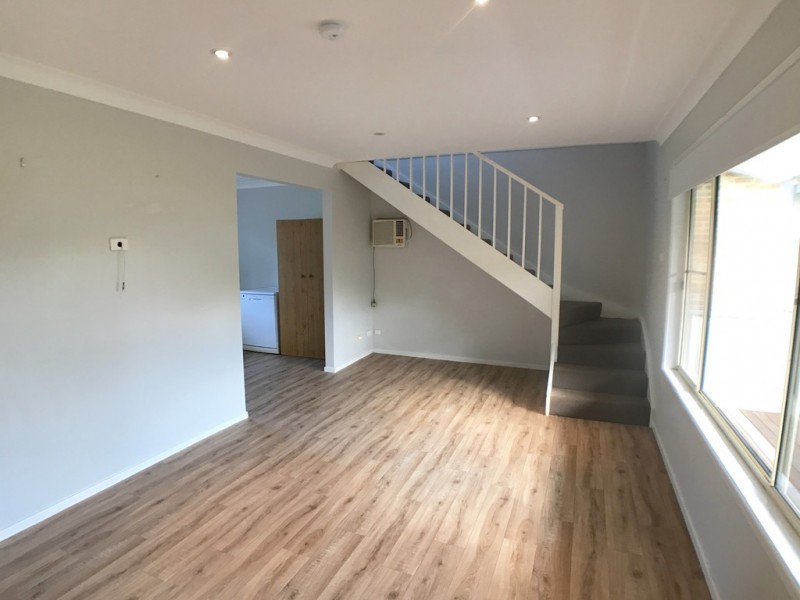 11 Hillcrest Road, Mirrabooka NSW 2264