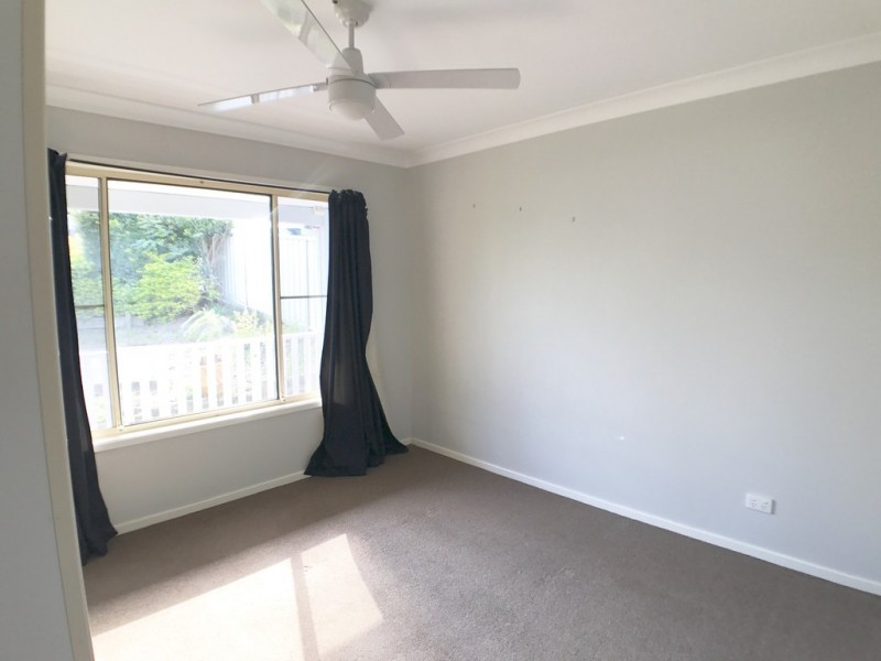 11 Hillcrest Road, Mirrabooka NSW 2264