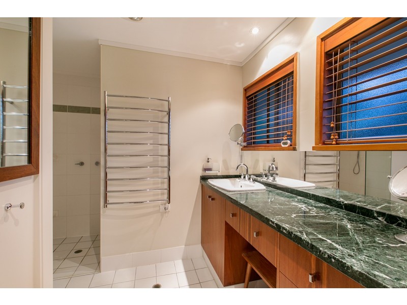 174 Kenmore Road, Fig Tree Pocket QLD 4069