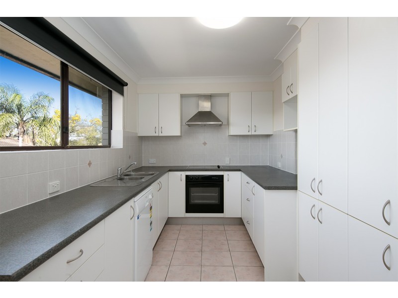 5/133 Central Avenue, Indooroopilly QLD 4068