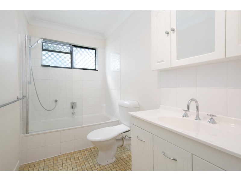 5/133 Central Avenue, Indooroopilly QLD 4068