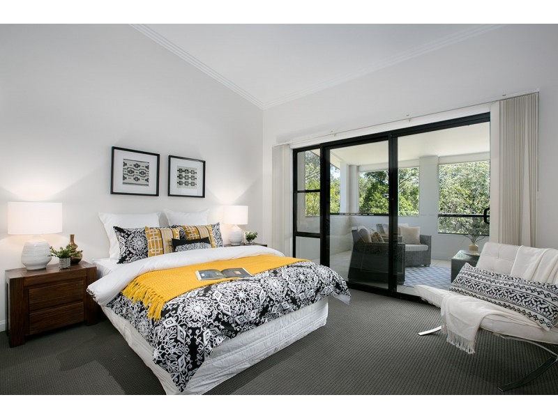 42 Foxton Street, Indooroopilly QLD 4068