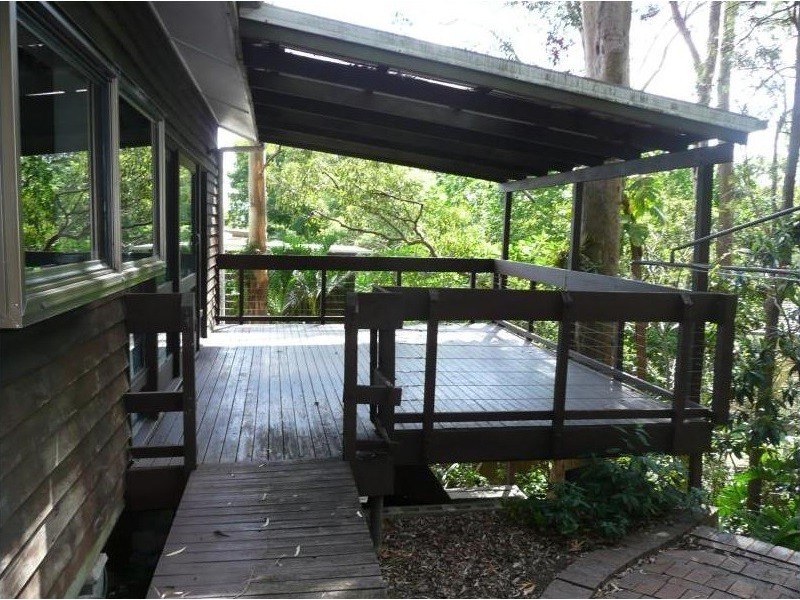 5 Balmore Street, Indooroopilly QLD 4068
