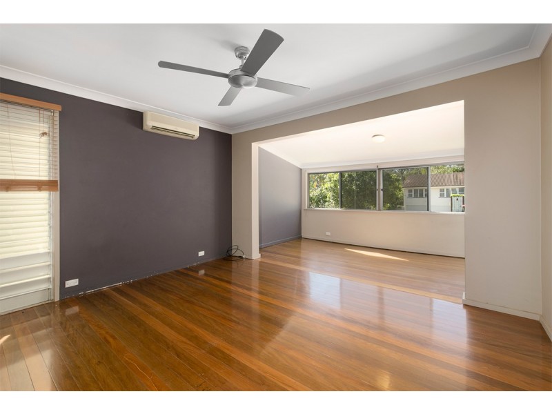 8 Balmore Street, Indooroopilly QLD 4068