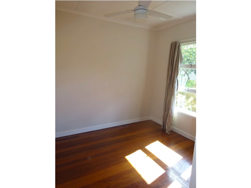 20 Aragon Street, Indooroopilly QLD 4068