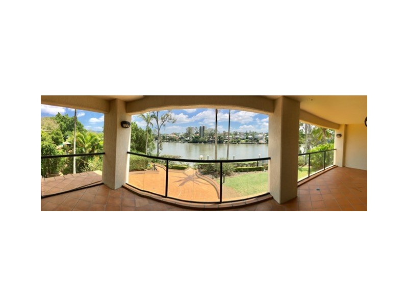 2/172 Macquarie Street, St Lucia QLD 4067