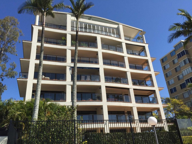 2/172 Macquarie Street, St Lucia QLD 4067