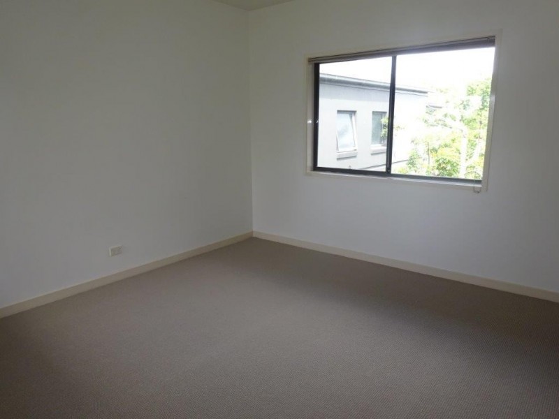 83 King Arthur Terrace, Tennyson QLD 4105