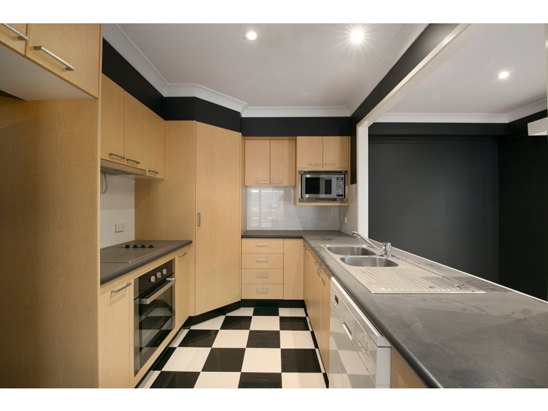 49 Manchester Terrace, Indooroopilly QLD 4068