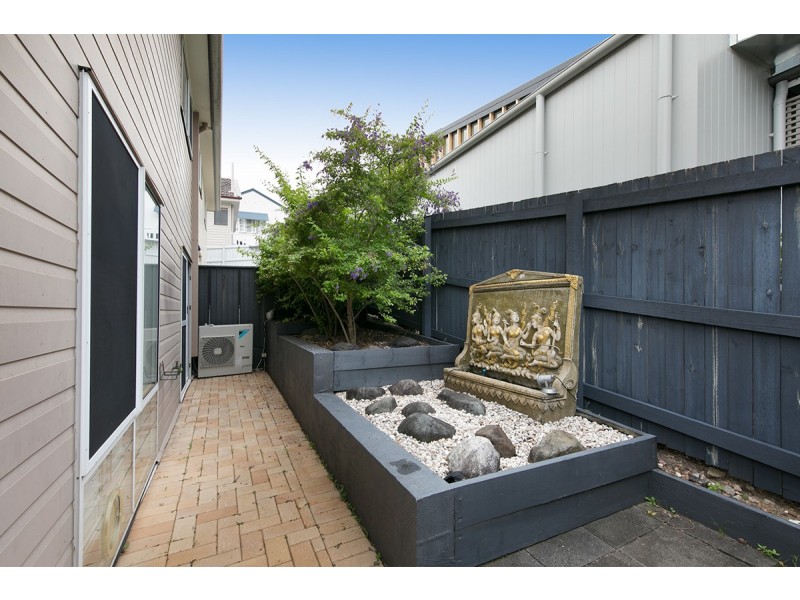 49 Manchester Terrace, Indooroopilly QLD 4068