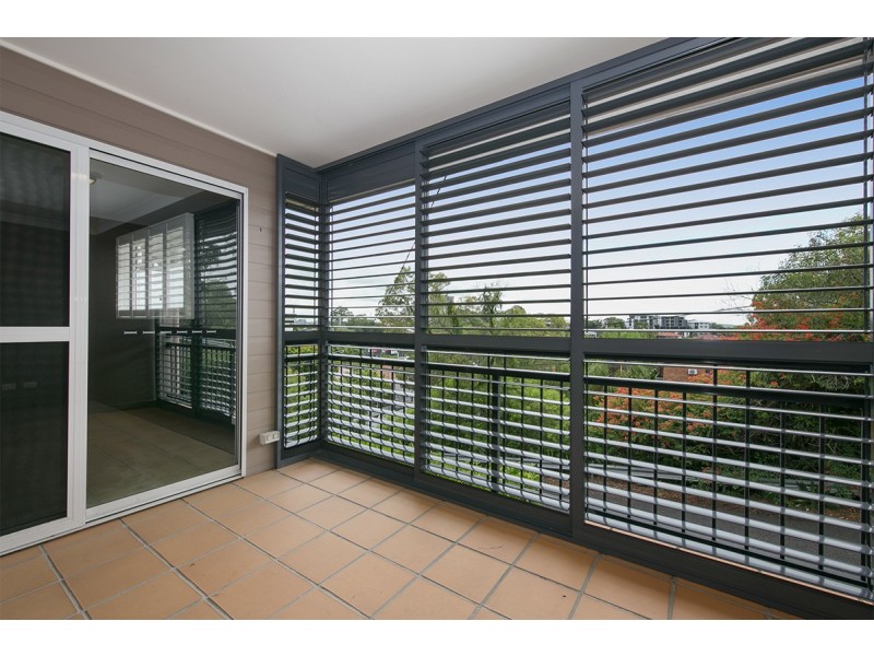 49 Manchester Terrace, Indooroopilly QLD 4068