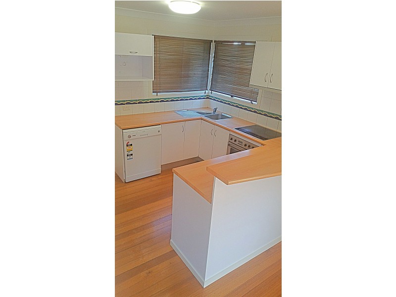2/9. Eldon Street, Indooroopilly QLD 4068