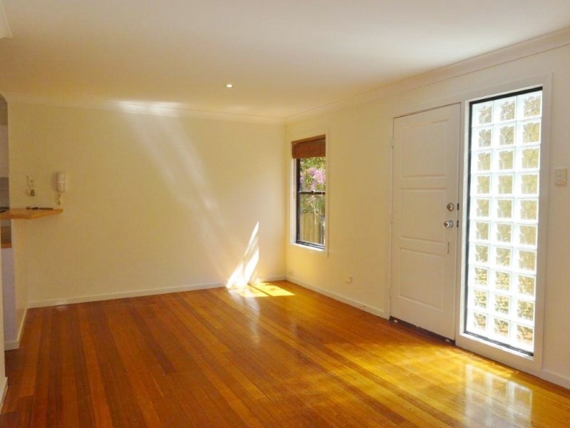 2/9 Eldon Street., Indooroopilly QLD 4068