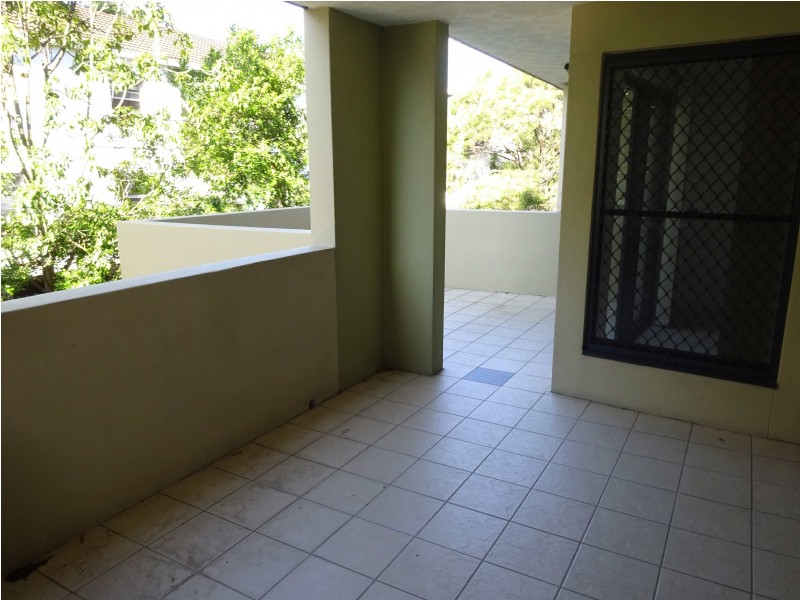 3/11. Grosvenor Road, Indooroopilly QLD 4068