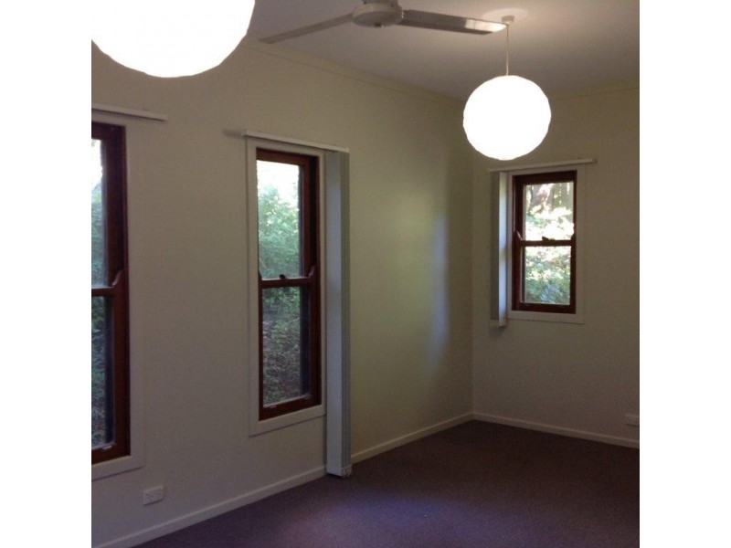 22 Dobell Street, Indooroopilly QLD 4068