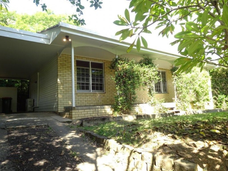 12 Burns Street, Indooroopilly QLD 4068