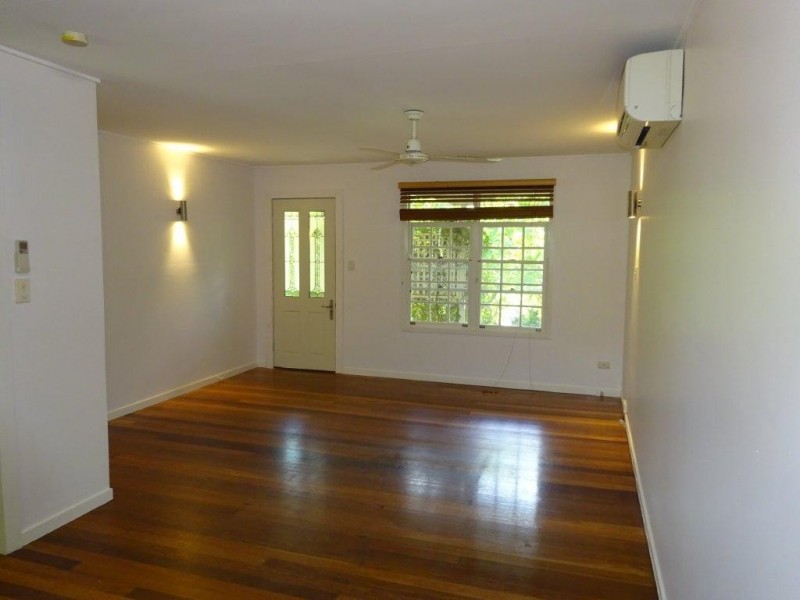 12 Burns Street, Indooroopilly QLD 4068