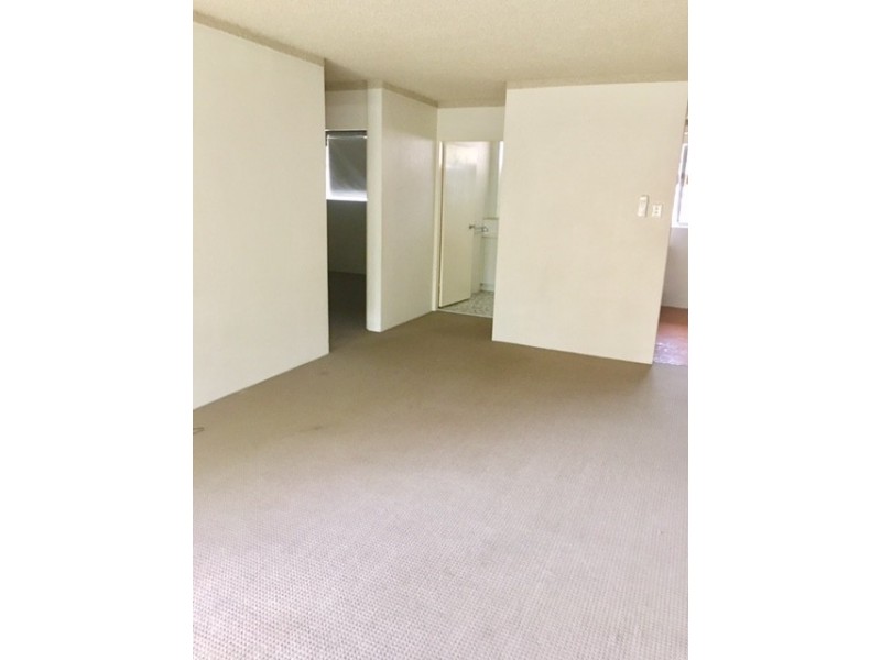 4/12, Foxton Street, Indooroopilly QLD 4068