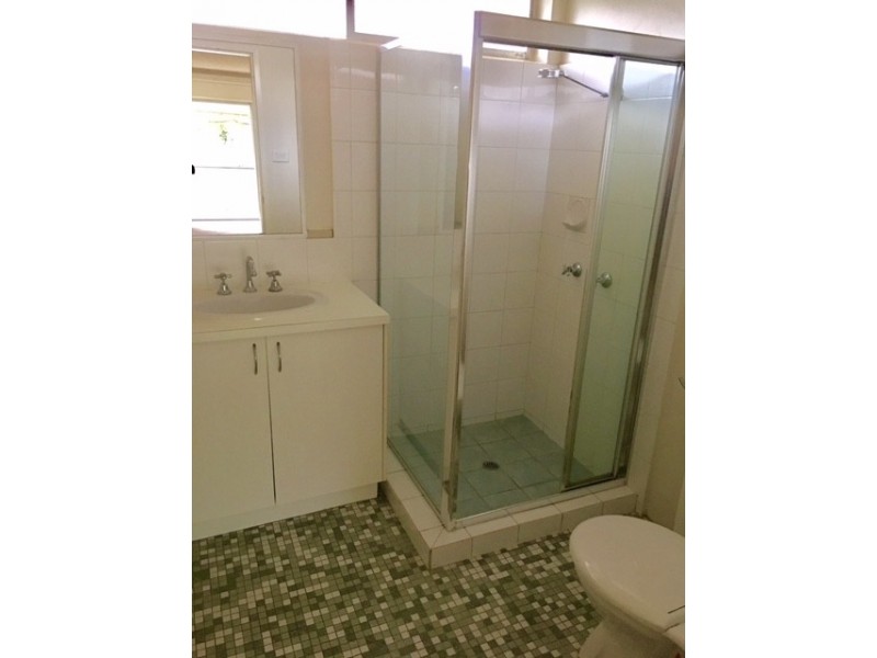 4/12, Foxton Street, Indooroopilly QLD 4068