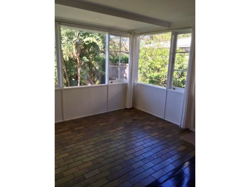 28 Dennis Street, Indooroopilly QLD 4068
