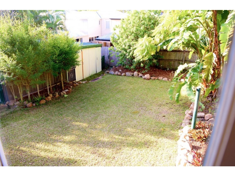 28 Dennis Street, Indooroopilly QLD 4068