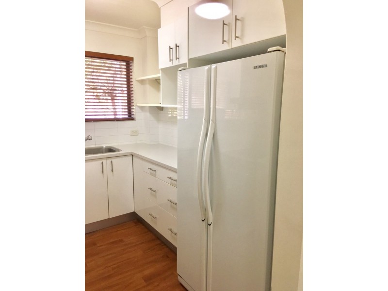 2/18 Foxton Street, Indooroopilly QLD 4068