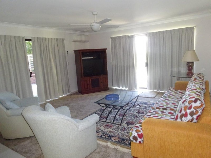 2/15. Riverview Terrace, Indooroopilly QLD 4068