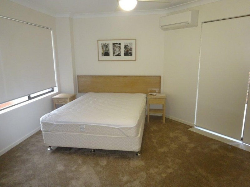 2/15. Riverview Terrace, Indooroopilly QLD 4068