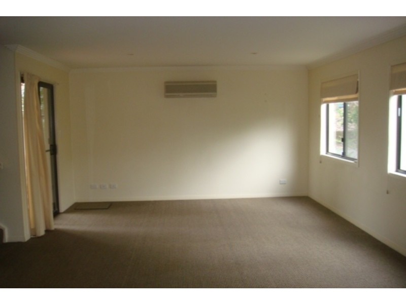 1/24 Manchester Terrace, Taringa QLD 4068