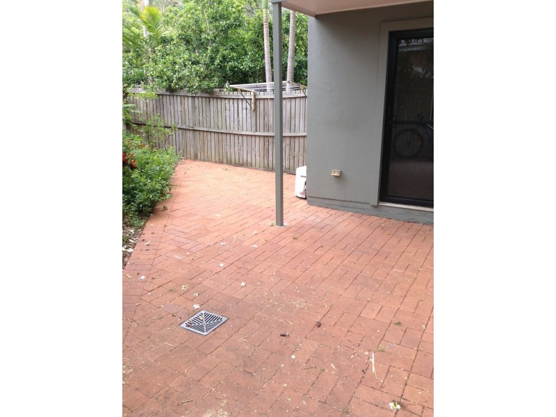 1/24 Manchester Terrace, Taringa QLD 4068