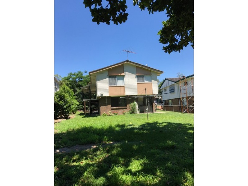 26 Cougar Street, Indooroopilly QLD 4068