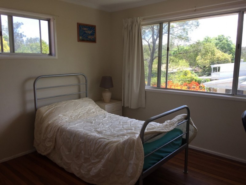 90 Almeida Street, Indooroopilly QLD 4068