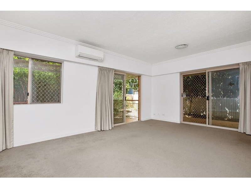 1/19 Finney Road, Indooroopilly QLD 4068