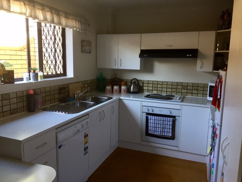 2/116 Clarence Road, Indooroopilly QLD 4068