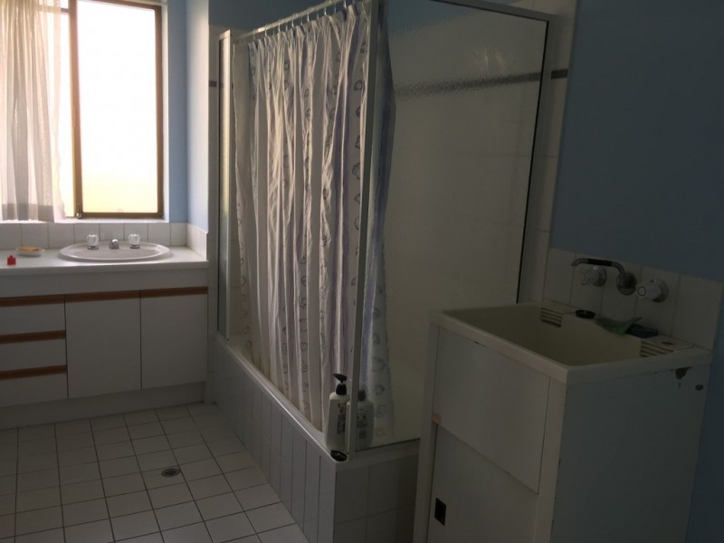 11/150 Clarence Road, Indooroopilly QLD 4068