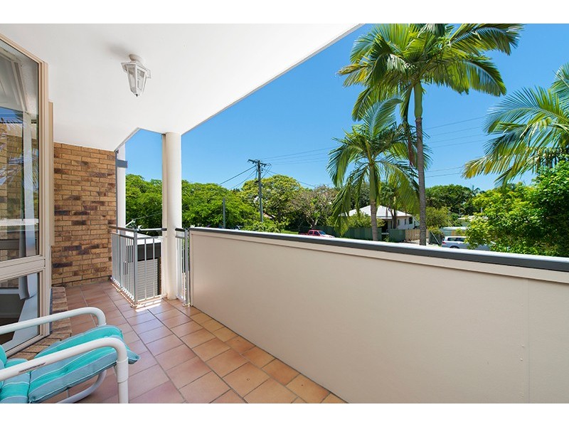 2/115 Central Avenue, Indooroopilly QLD 4068