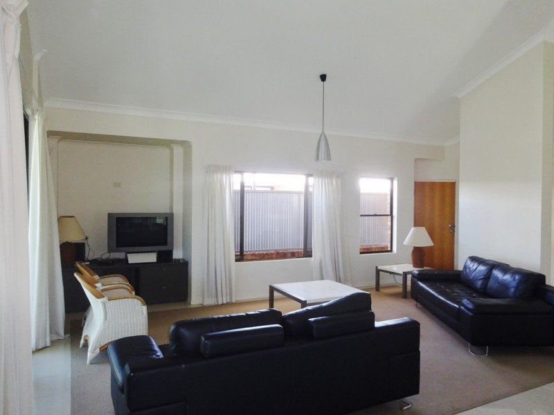 7/15 Riverview Terrace, Indooroopilly QLD 4068
