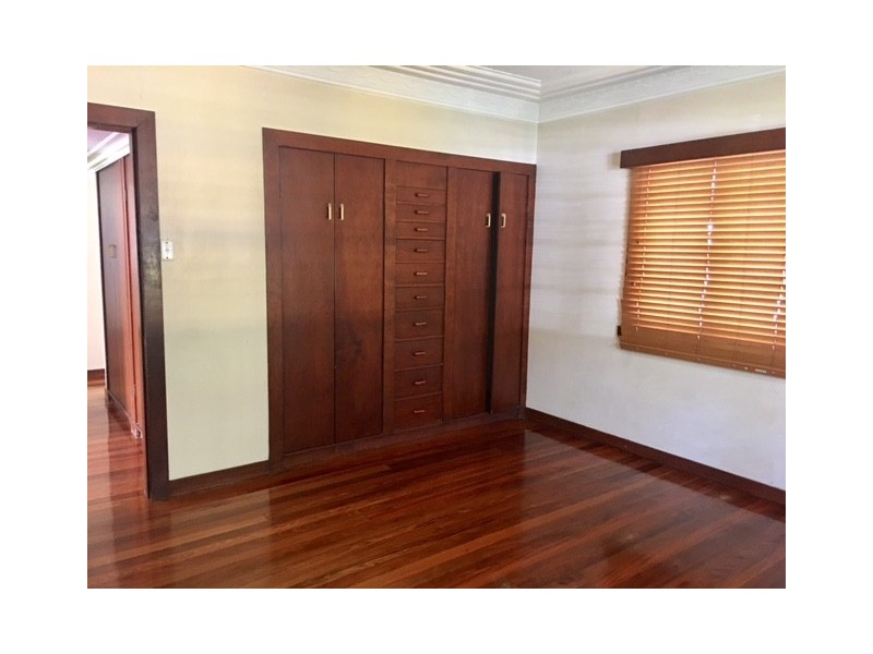 55 Rennie Street, Indooroopilly QLD 4068