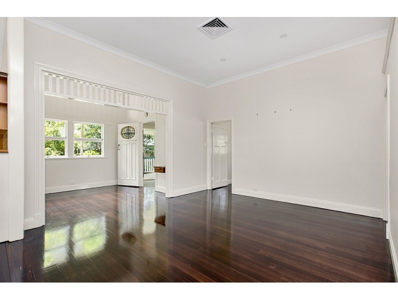 28 Dennis Street., Indooroopilly QLD 4068