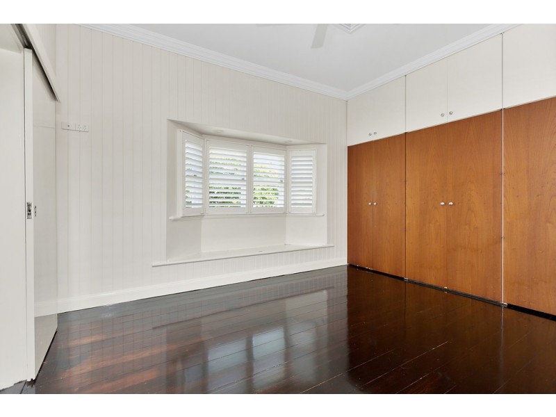 28 Dennis Street., Indooroopilly QLD 4068