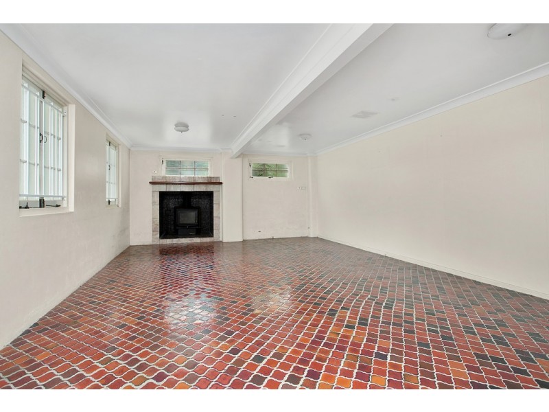 28 Dennis Street., Indooroopilly QLD 4068