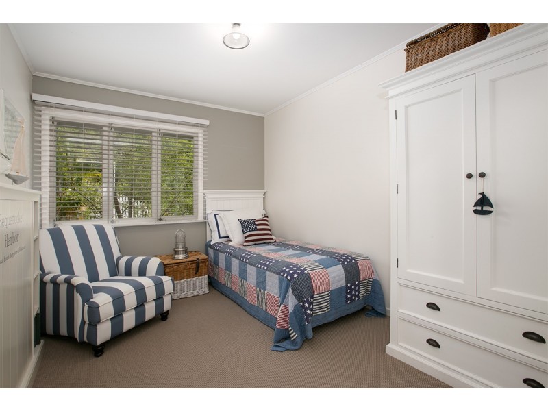 23 Orkney Street, Kenmore QLD 4069