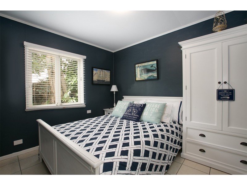 23 Orkney Street, Kenmore QLD 4069